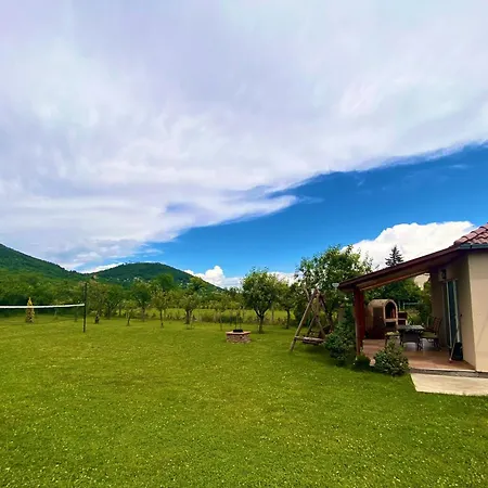 Case de vacanță Relax Island Vendeghaz Sátoraljaújhely